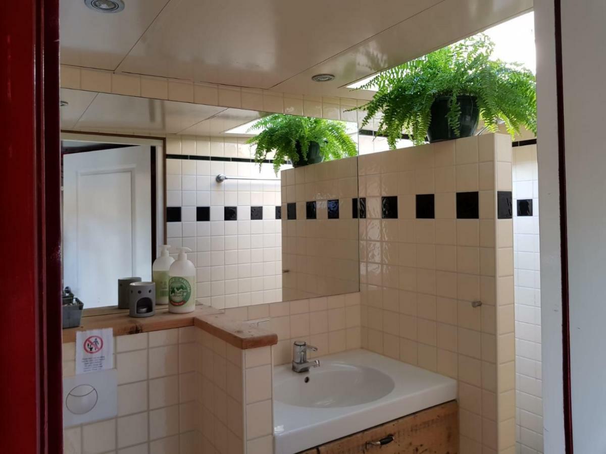 Out Of Amsterdam, River Apartment Close To City ブルック・イン・ウォーターランド エクステリア 写真